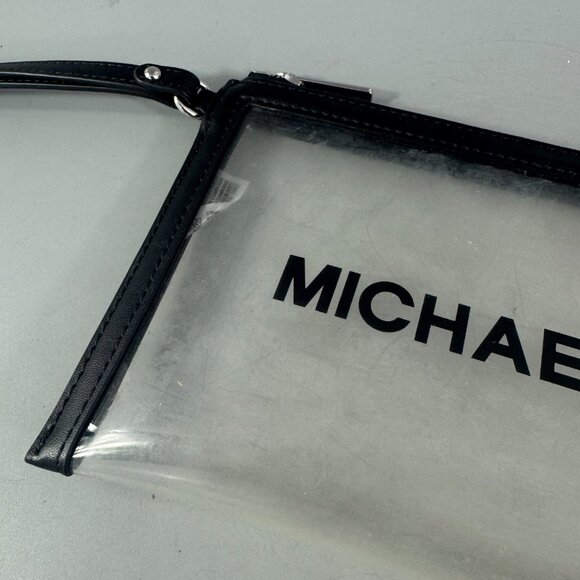 Michael Kors Outlet Jet Set Travel Large Clear Vinyl Wristlet in Black - Picture 2 of 15